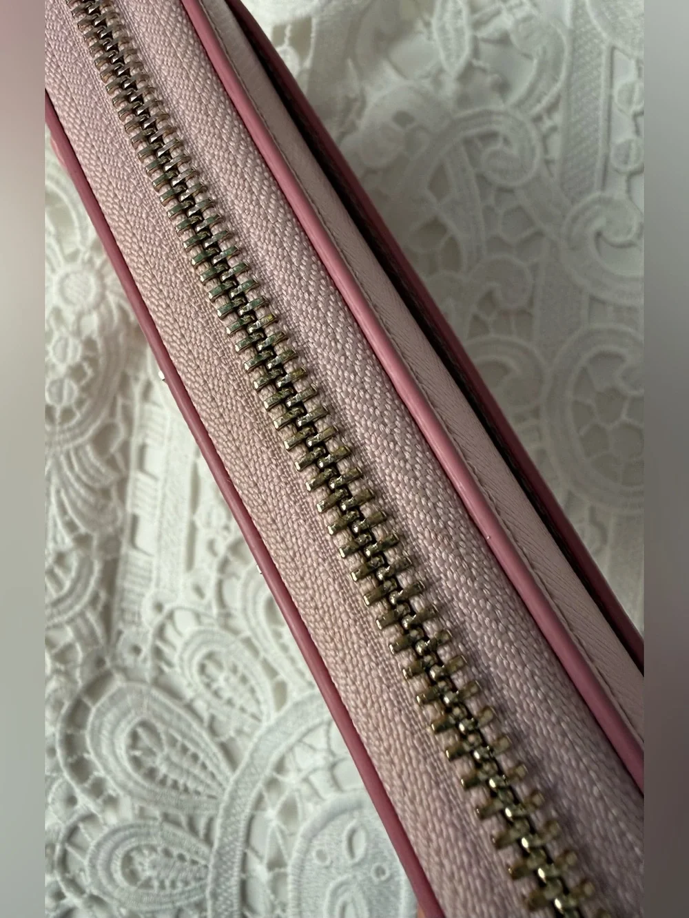 Kate Spade Hawaii Exclusive Hibiscus Zip Around Wallet